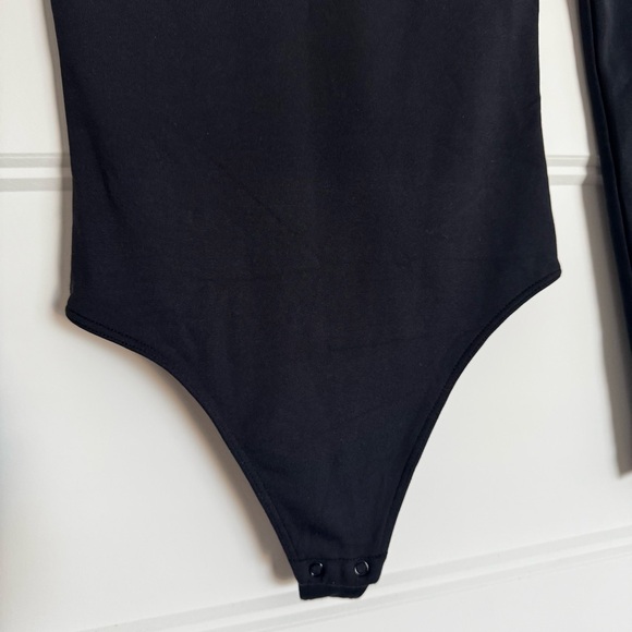 Aritzia Babaton Original Contour Prosperity Crew Black Long Sleeve Bodysuit 2XS - Picture 9 of 10
